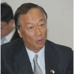 雇用維持はどうなった？（鴻海・郭会長）（Ｃ）日刊ゲンダイ