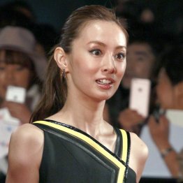 大物になっても「特撮出身」のプライドは捨てない（Ｃ）日刊ゲンダイ