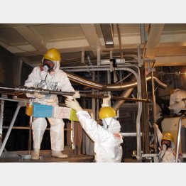 原発作業員は大丈夫なのか（東京電力提供）