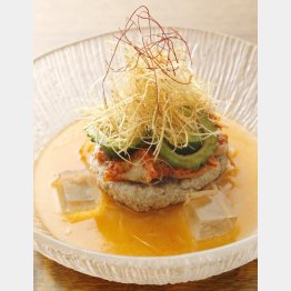 「冷麺入り　スンドゥブハンバーグ」（Ｃ）日刊ゲンダイ