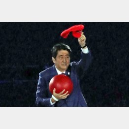 マリオの中から出てきたのは…（Ｃ）真野慎也／ＪＭＰＡ