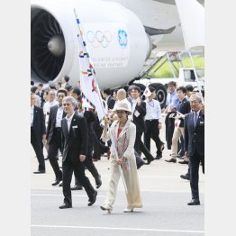 小池都知事の帰国でいよいよ本格始動（Ｃ）日刊ゲンダイ