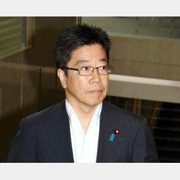 なぜか「手書き」の領収書（Ｃ）日刊ゲンダイ