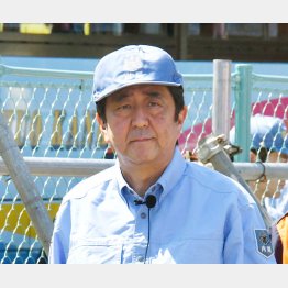 ９月１日は防災服（Ｃ）日刊ゲンダイ