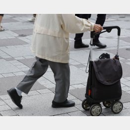 高齢者は見殺しか（Ｃ）日刊ゲンダイ