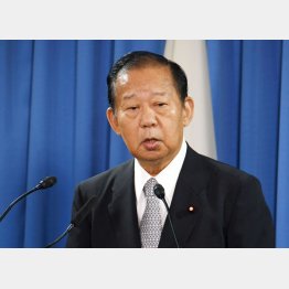 二階幹事長（Ｃ）日刊ゲンダイ
