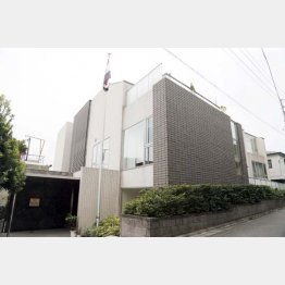 ０８年以降、最高値（平均価格約５億円）で分譲された物件にはイラク大使館が（Ｃ）日刊ゲンダイ