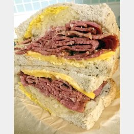 キノーズマンハッタンニューヨークの「ニューヨークルーベン」／（Ｃ）日刊ゲンダイ