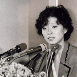 涙ながらに自殺騒動を謝罪（Ｃ）日刊ゲンダイ