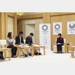 アスリートとの会議は急きょフルオープンに（Ｃ）日刊ゲンダイ