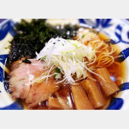 「神田 磯野」の『醤油ラーメン』／（Ｃ）日刊ゲンダイ