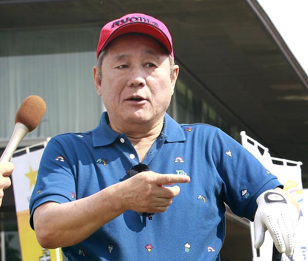 2ページ目)「ウッ」と言葉に詰まり…ビートたけし“不倫会見”の裏側