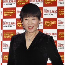 今年の紅白は「見たくない」と恨み節（Ｃ）日刊ゲンダイ