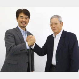 権藤博氏（右）と吉井理人氏（Ｃ）日刊ゲンダイ