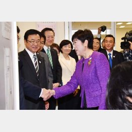 小池都知事の腹の中は…？（Ｃ）日刊ゲンダイ