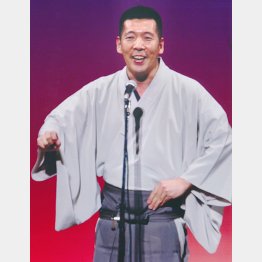 懐メロを歌う会は暮れの恒例行事に（提供写真）