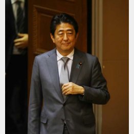 安倍首相は誇らしげだが…（Ｃ）日刊ゲンダイ