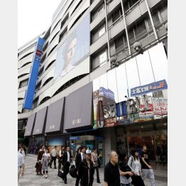 西武池袋店（Ｃ）日刊ゲンダイ