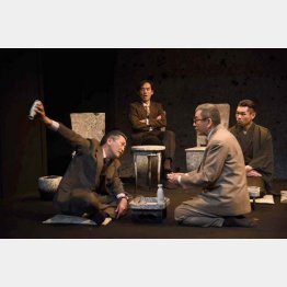 青年劇場「原理日本」撮影：宮内勝