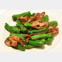 豚肉とシシトウガラシの炒め物（Ｃ）日刊ゲンダイ
