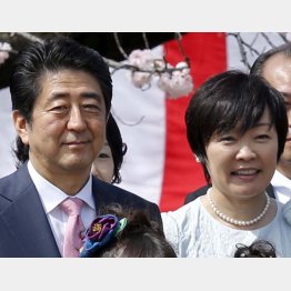 右翼小学校の広告塔を務めた昭恵夫人（Ｃ）日刊ゲンダイ