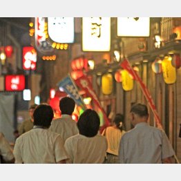 雇われ店長から店舗オーナーへ（Ｃ）日刊ゲンダイ