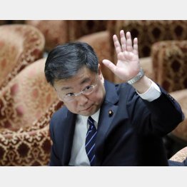 やることがチグハグ（松野文科相）／（Ｃ）日刊ゲンダイ