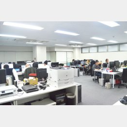 社員にも効率化が浸透（Ｃ）日刊ゲンダイ