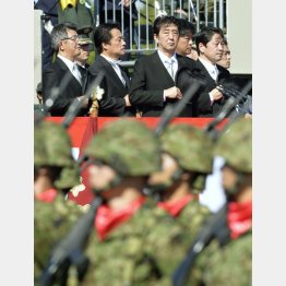 平和主義堅持は大ウソ（Ｃ）日刊ゲンダイ