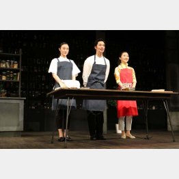 左から、小野ゆり子、浜田信也、村岡希美　（撮影・田中亜紀）