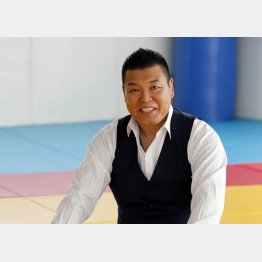 職場では飲み会も多かった（Ｃ）日刊ゲンダイ