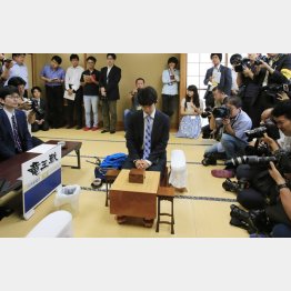 藤井四段は５歳で将棋教室通いを志願（Ｃ）日刊ゲンダイ