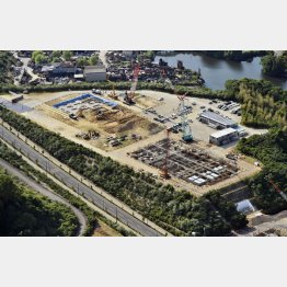 「建設費が高すぎる」と大騒ぎに（Ｃ）共同通信社　