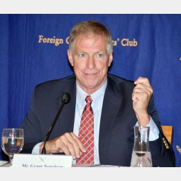グラント・ニューシャム氏は「時間的余裕はない」と指摘／（Ｃ）日刊ゲンダイ