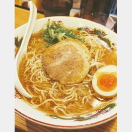 上海軒の広島風中華そば（Ｃ）日刊ゲンダイ