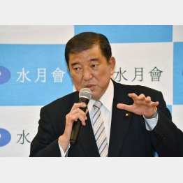 部下たちの決起をどう受け止めるか（Ｃ）日刊ゲンダイ