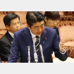 疑惑の首相（Ｃ）日刊ゲンダイ