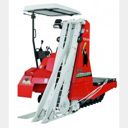 イグサの収穫機「いぐさハーベスタ」（提供写真）