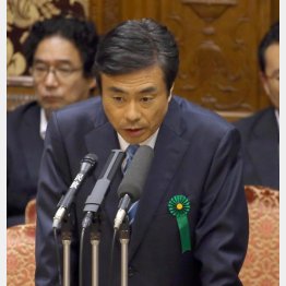 苦しい言い逃れに終始（Ｃ）日刊ゲンダイ