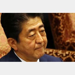 泥沼の様相（Ｃ）日刊ゲンダイ