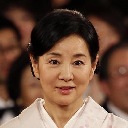 同作に出演した吉永小百合（Ｃ）日刊ゲンダイ