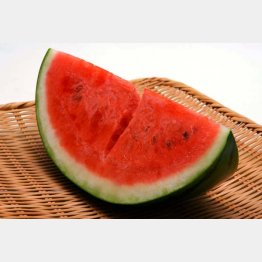 スイカには精力アップの成分がある！？（Ｃ）日刊ゲンダイ