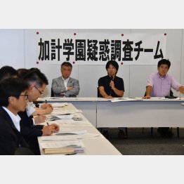 ついに、ブレーキがかかり始めた（写真は加計学園調査チーム）／（Ｃ）日刊ゲンダイ