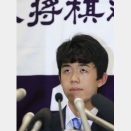 幼年時代から相撲が好きだった藤井聡太四段（Ｃ）日刊ゲンダイ