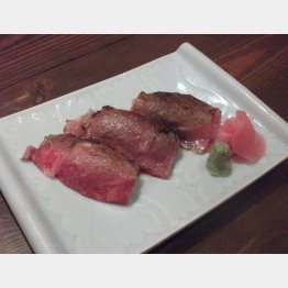 牛トロ炙り寿司も人気（Ｃ）日刊ゲンダイ