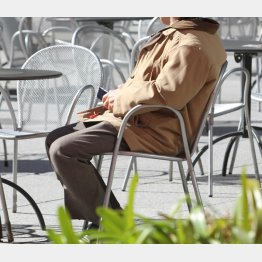 男は年を取るにつれ、「ありがとう」を言わなくなる（Ｃ）日刊ゲンダイ