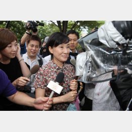 松居一代はもう落ち着いた？（Ｃ）日刊ゲンダイ