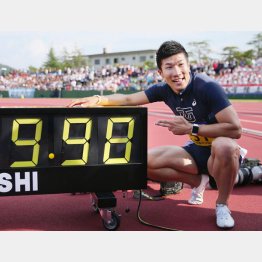 苦節４年目の日本新記録（Ｃ）共同通信社