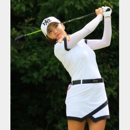 シンプルにプレー（Ｃ）日刊ゲンダイ