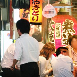 飲みすぎには要注意（写真はイメージ）／（Ｃ）日刊ゲンダイ